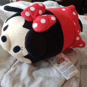 Minnie mouse tsum tsum ( medium size)